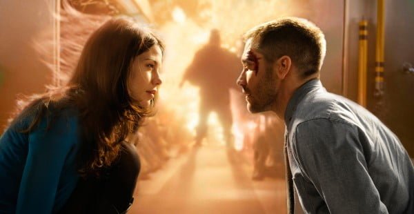 Michelle Monaghan and Jake Gyllenhaal in Source Code